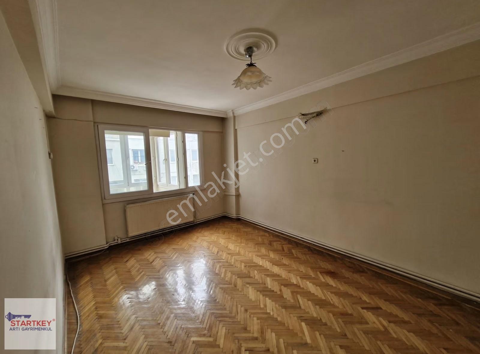 Yeşilyurt Esenlik Mah Gökdere Caddesi Üzeri Kiralık 3+1 Daire - Görsel 16
