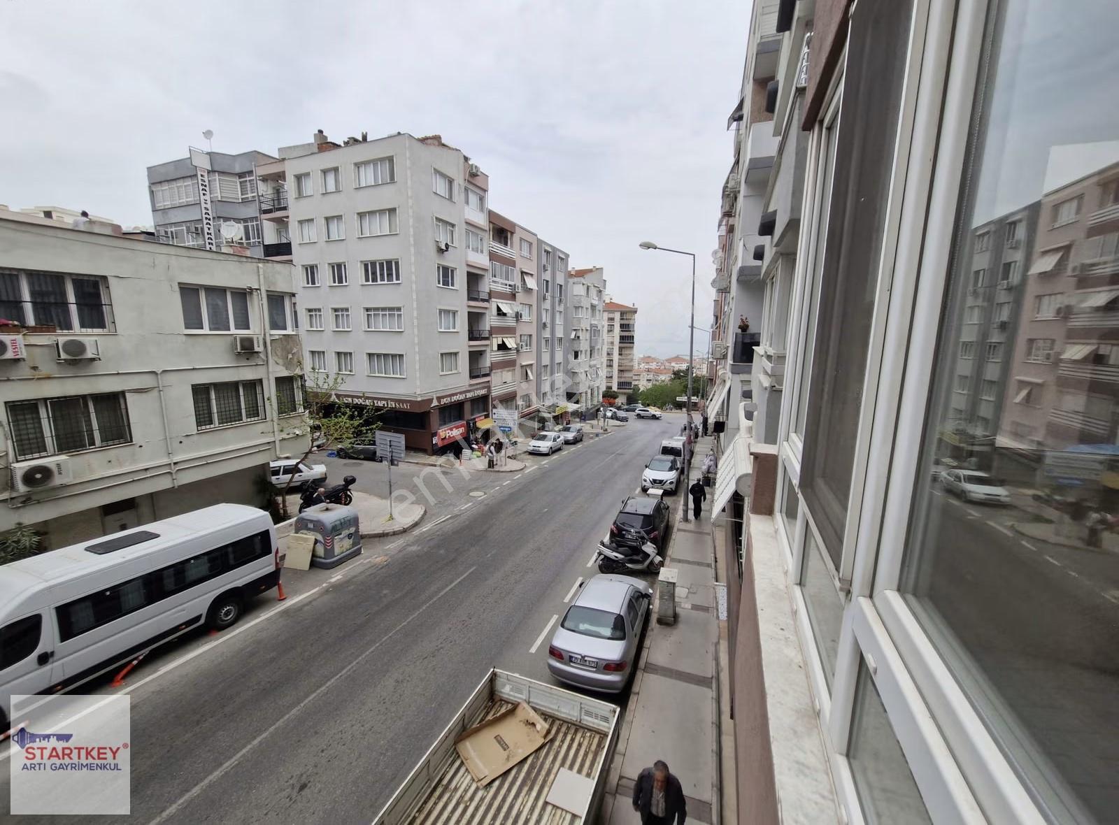Yeşilyurt Esenlik Mah Gökdere Caddesi Üzeri Kiralık 3+1 Daire - Görsel 6