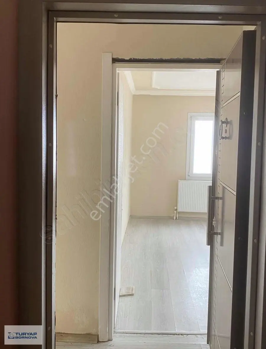 Bornova Altındağ Merkez Mahallesi 3+1 Satılık Konut. - Görsel 2