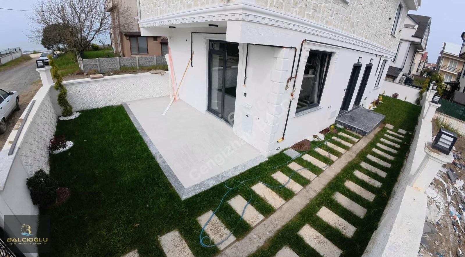 Balcıoğlundan Alanderede Denize 50 M Uygun Lüx 3+1 Triplex Villa - Görsel 11