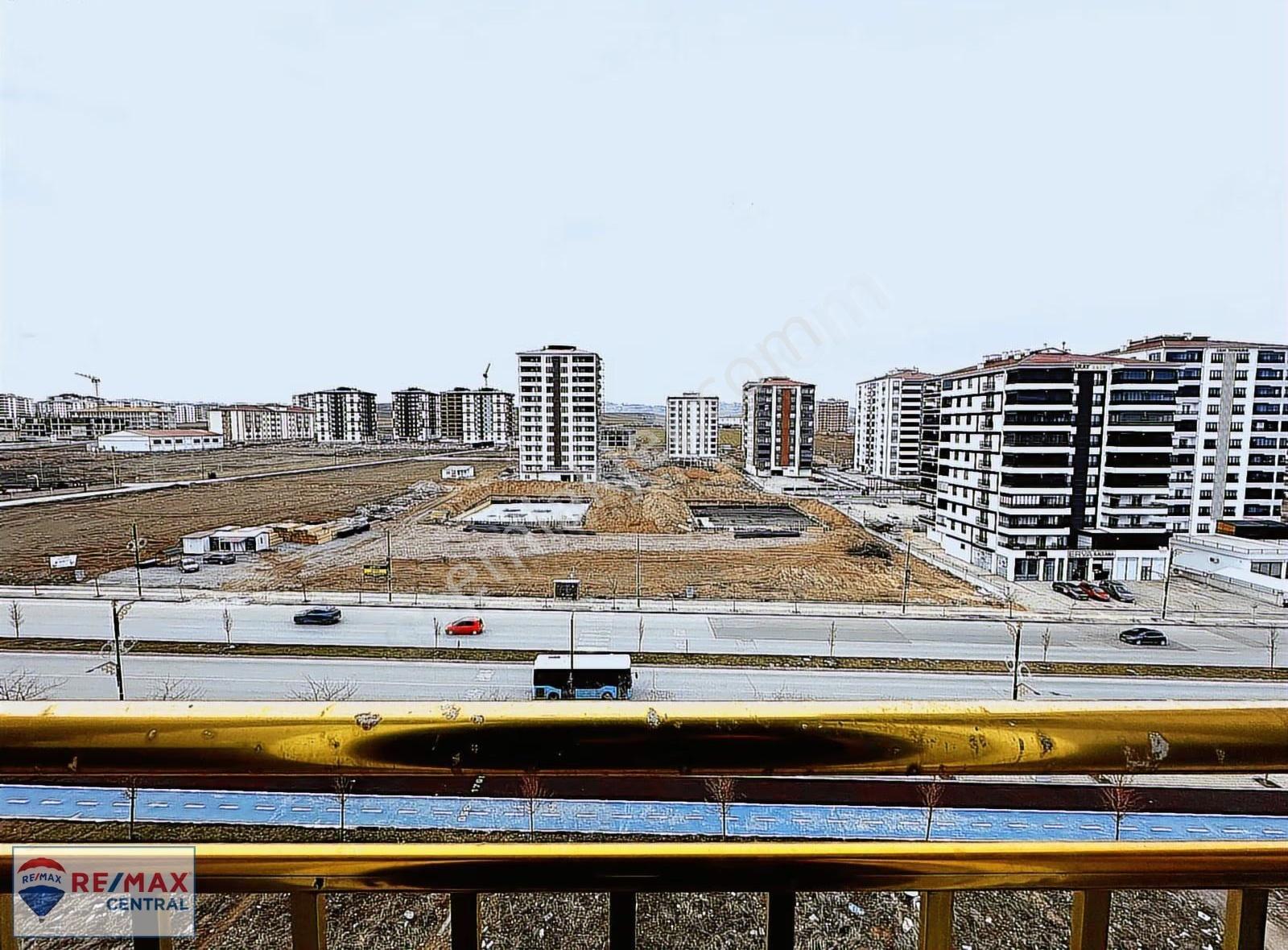 Remax Central 'kılavuz Mah Ana Yol Üzeri Kullanışlı Arakat Daire - Görsel 21