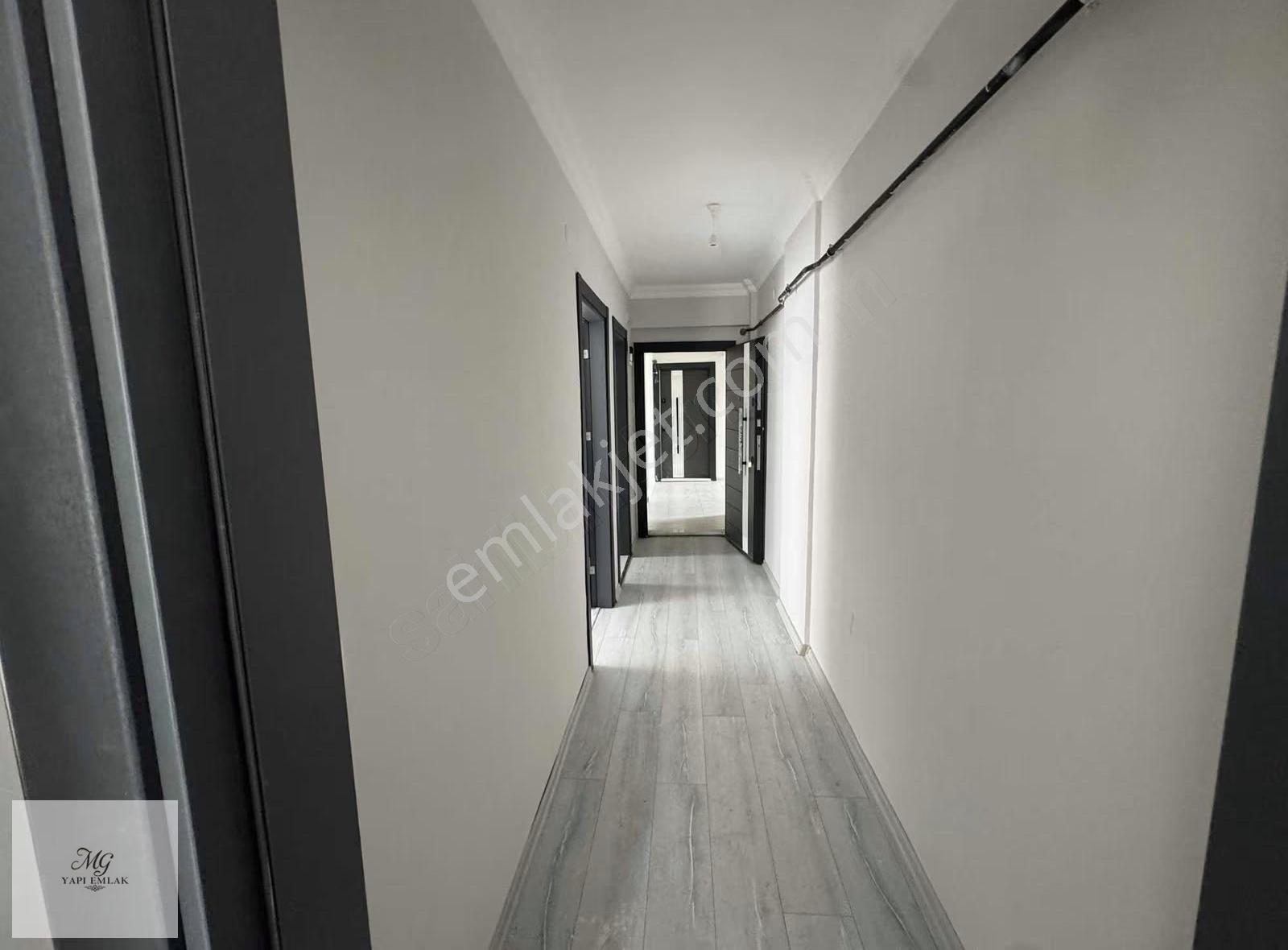 Mg Emlaktan Satılık Ful Eşyalı 1+1 Orta Kat Koridorlu - Görsel 6
