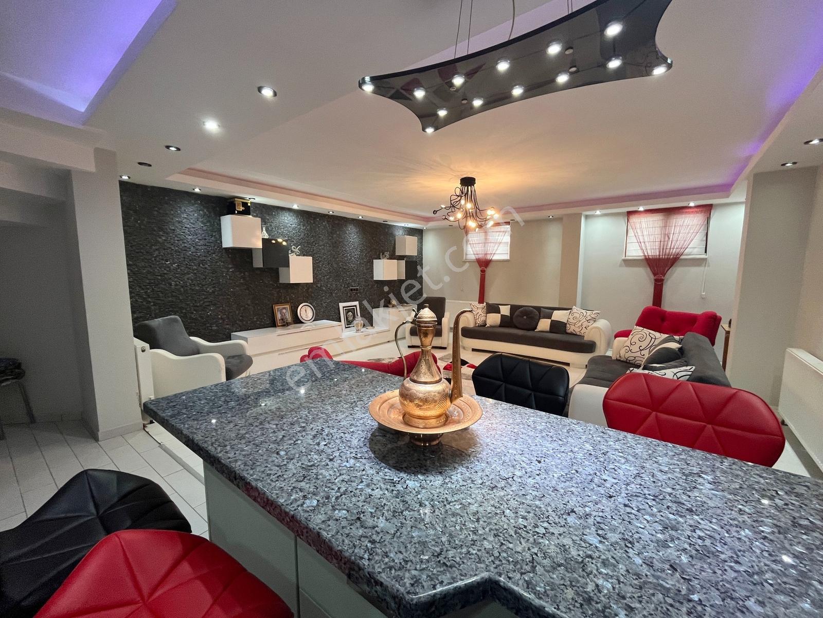 Satılık 6+2 Villa - Karaçam Evleri Sitesi - Merkezi Lokasyon - Görsel 14