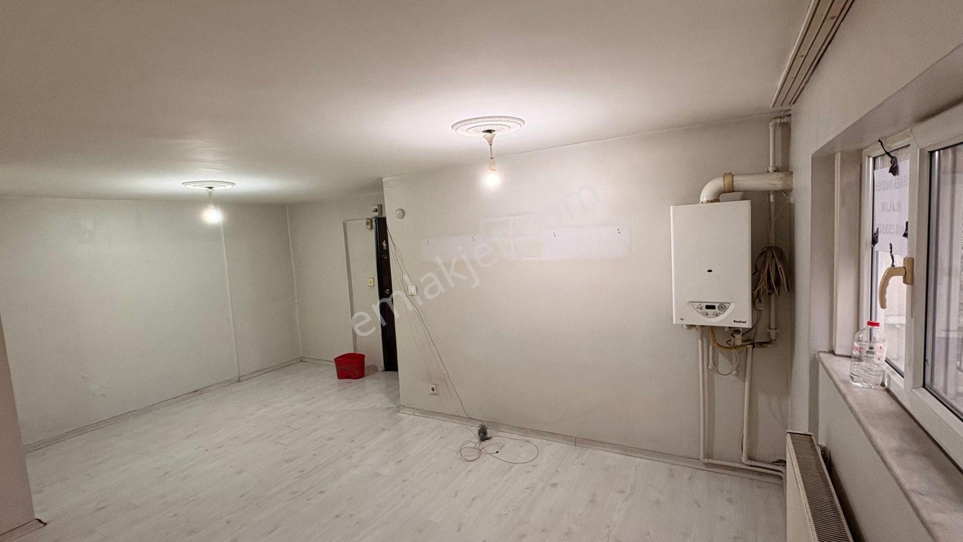 İmrahor Caddesi Üzeri Site İçerisinde 2+1 Daire - Görsel 3