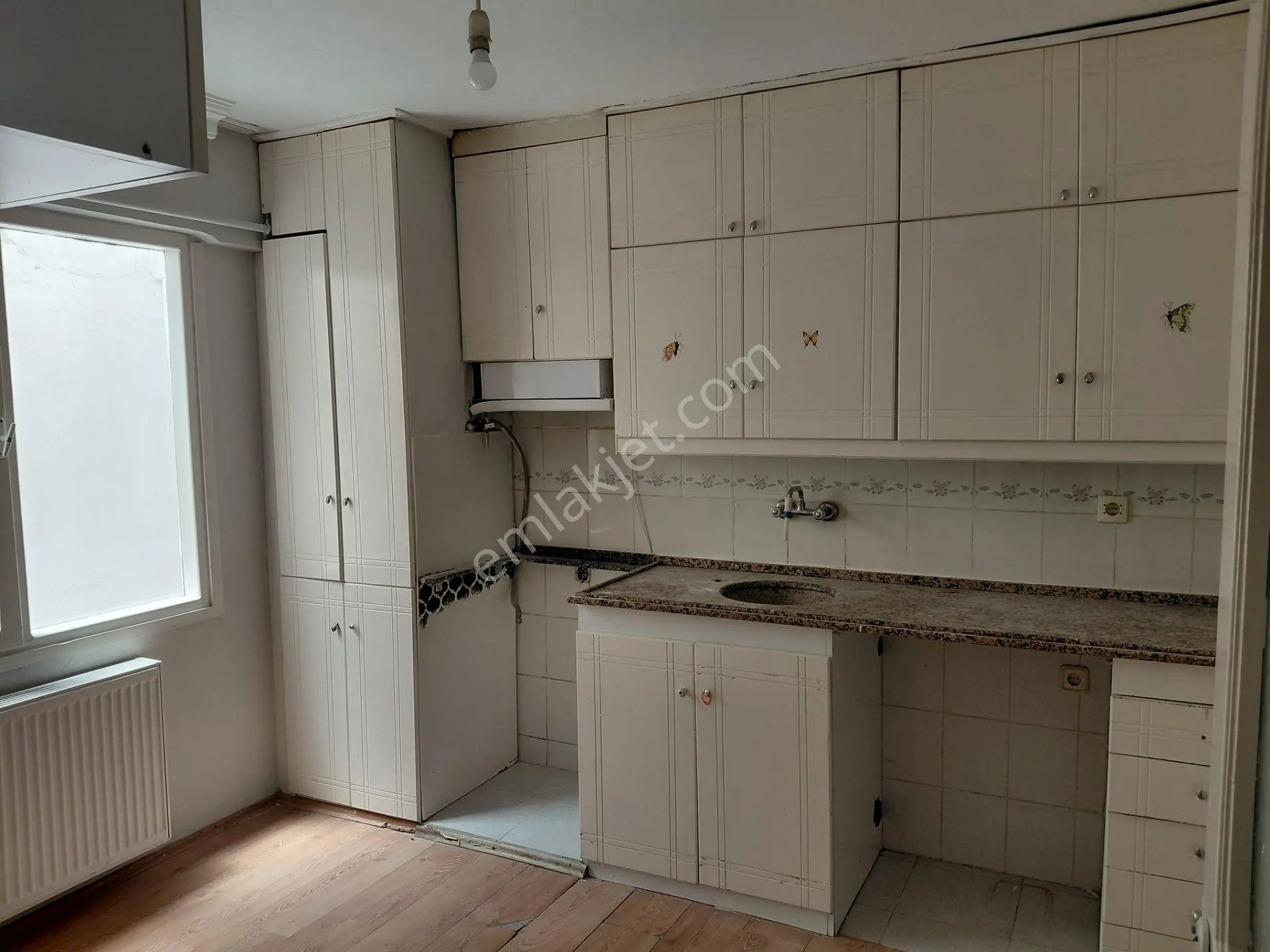 Ragıpbey Mh Belediye Yakın 120 M2 D.gazlı 4.kat Ferah Çift Cepheli Daire