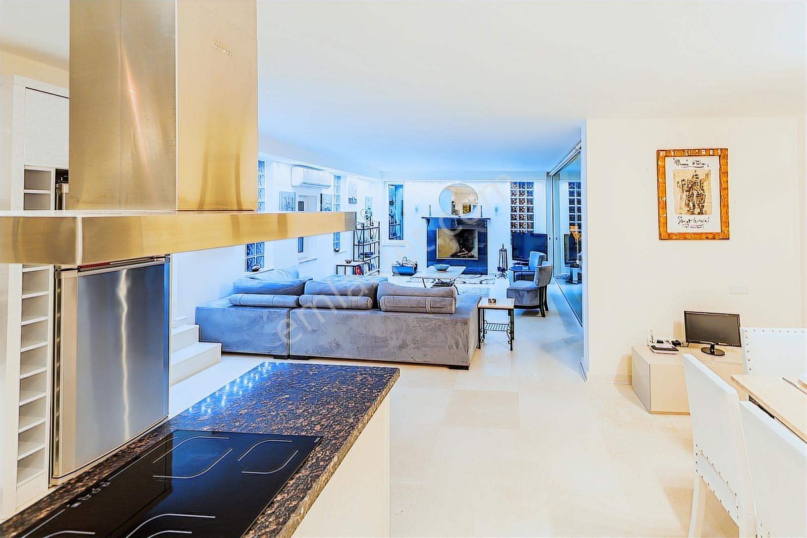 Kalkan Kömürlükte Harika Manzaralı Modern 4 Yatak Odalı Villa - Görsel 24