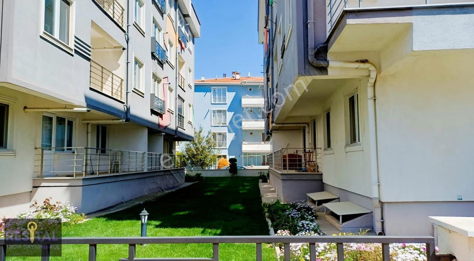 Merkezde,troya Caddesinde Sarıcay Mevkiinde 1+1 Daire - Görsel 17