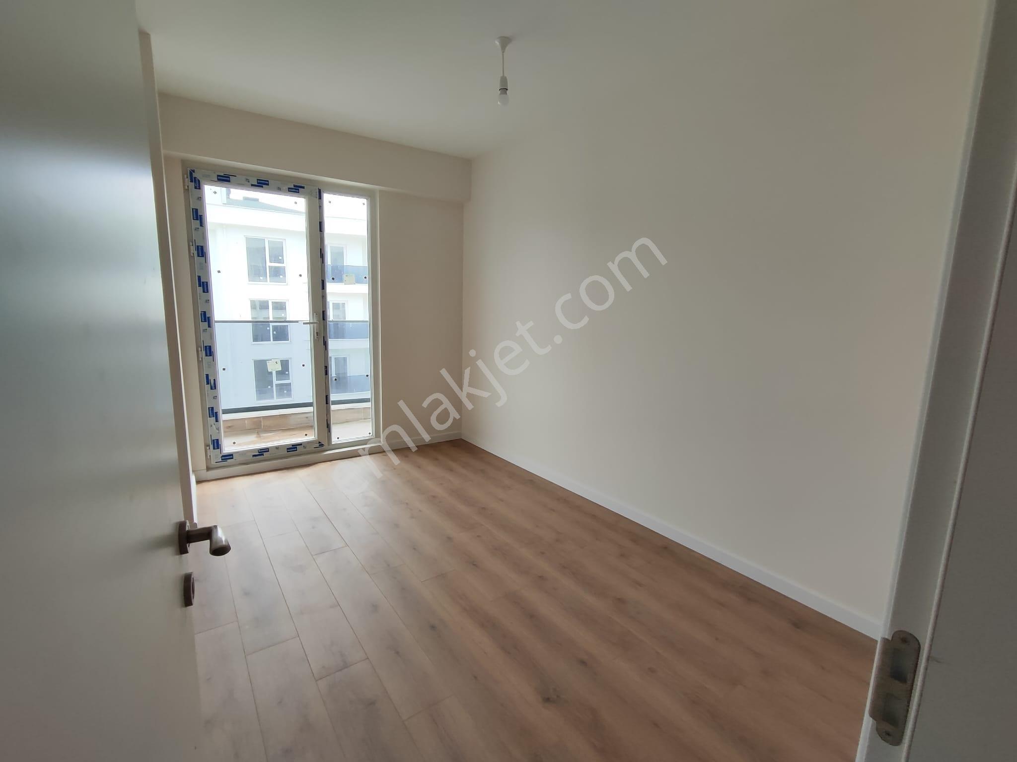 Turyap Palastan Başiskele Mamik Reform 2 Sitesi Arakat 2+1 - Görsel 19