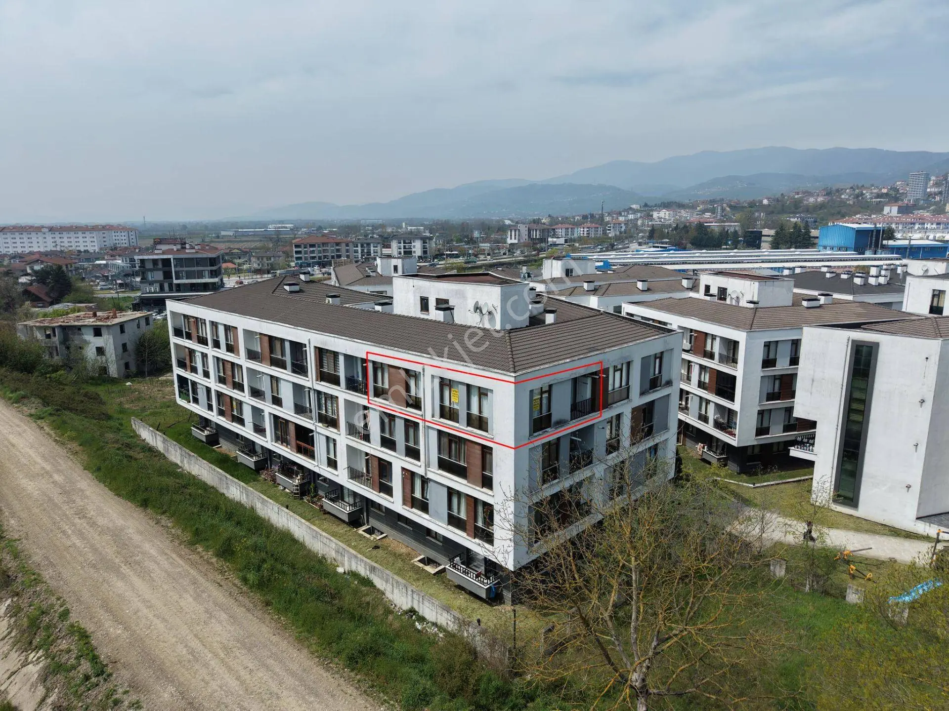 Konuralp Algün Unıversıty 2 Sitesi’nde 3+1 100 M2 Satılık Daire - Görsel 3