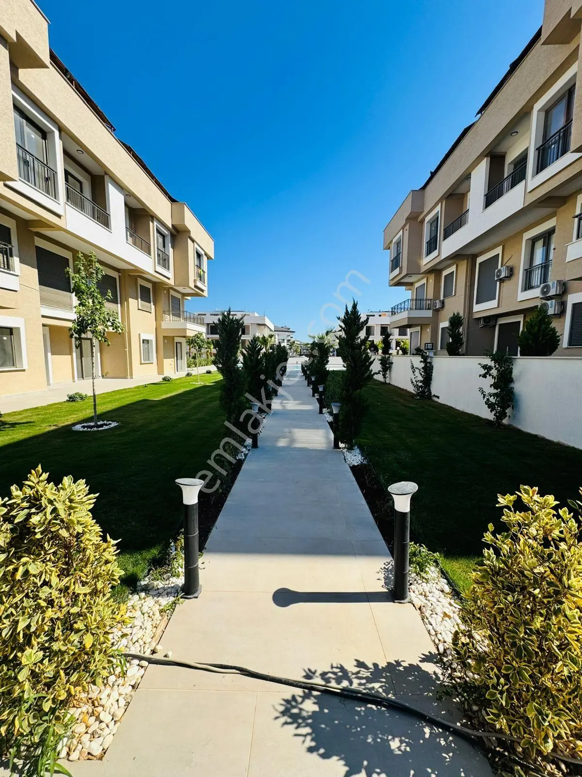 Didim'in Merkezinde Havuzlu Site İçinde Daire Ve Dubleksler - Görsel 4