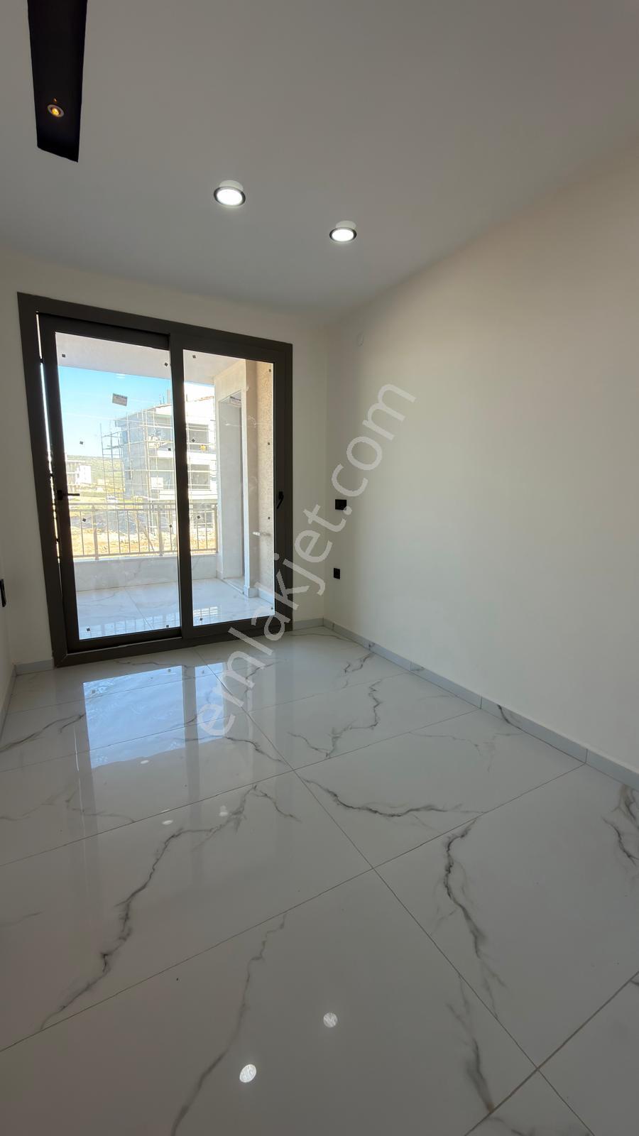 Didim'in Merkezinde Havuzlu Site İçinde Daire Ve Dubleksler - Görsel 25