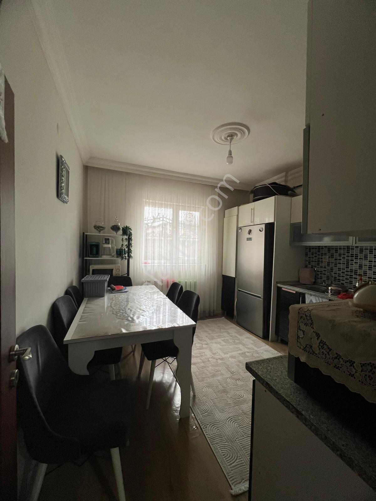 Şükrüpaşa Ömer Nasuhi'de Satılık 3+1 Asansörlü Bodrum Katı - Görsel 11