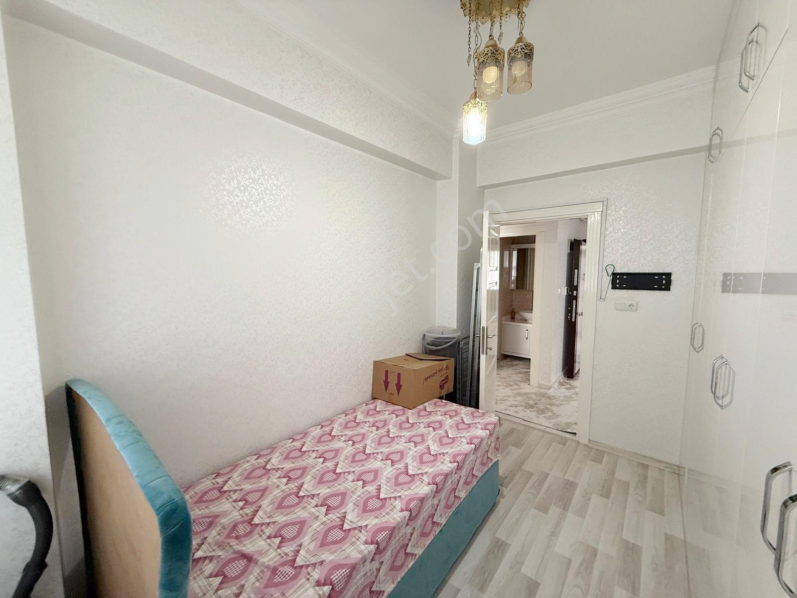 Beykent'te Cam Balkonlu 3+1 Ekstra Dolaplı, Ferah Ve Kullanışlı - Görsel 19