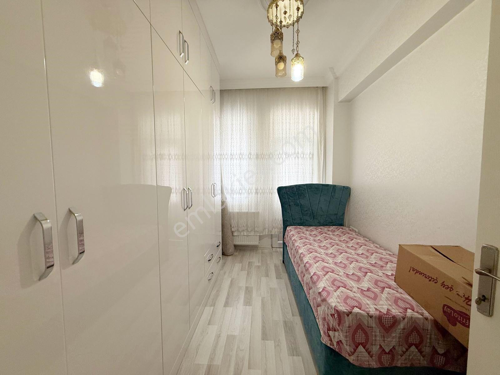 Beykent'te Cam Balkonlu 3+1 Ekstra Dolaplı, Ferah Ve Kullanışlı - Görsel 21