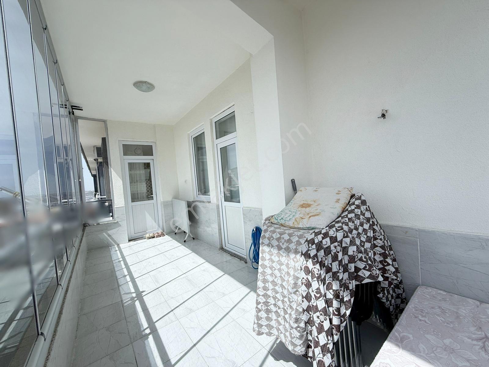 Beykent'te Cam Balkonlu 3+1 Ekstra Dolaplı, Ferah Ve Kullanışlı - Görsel 10