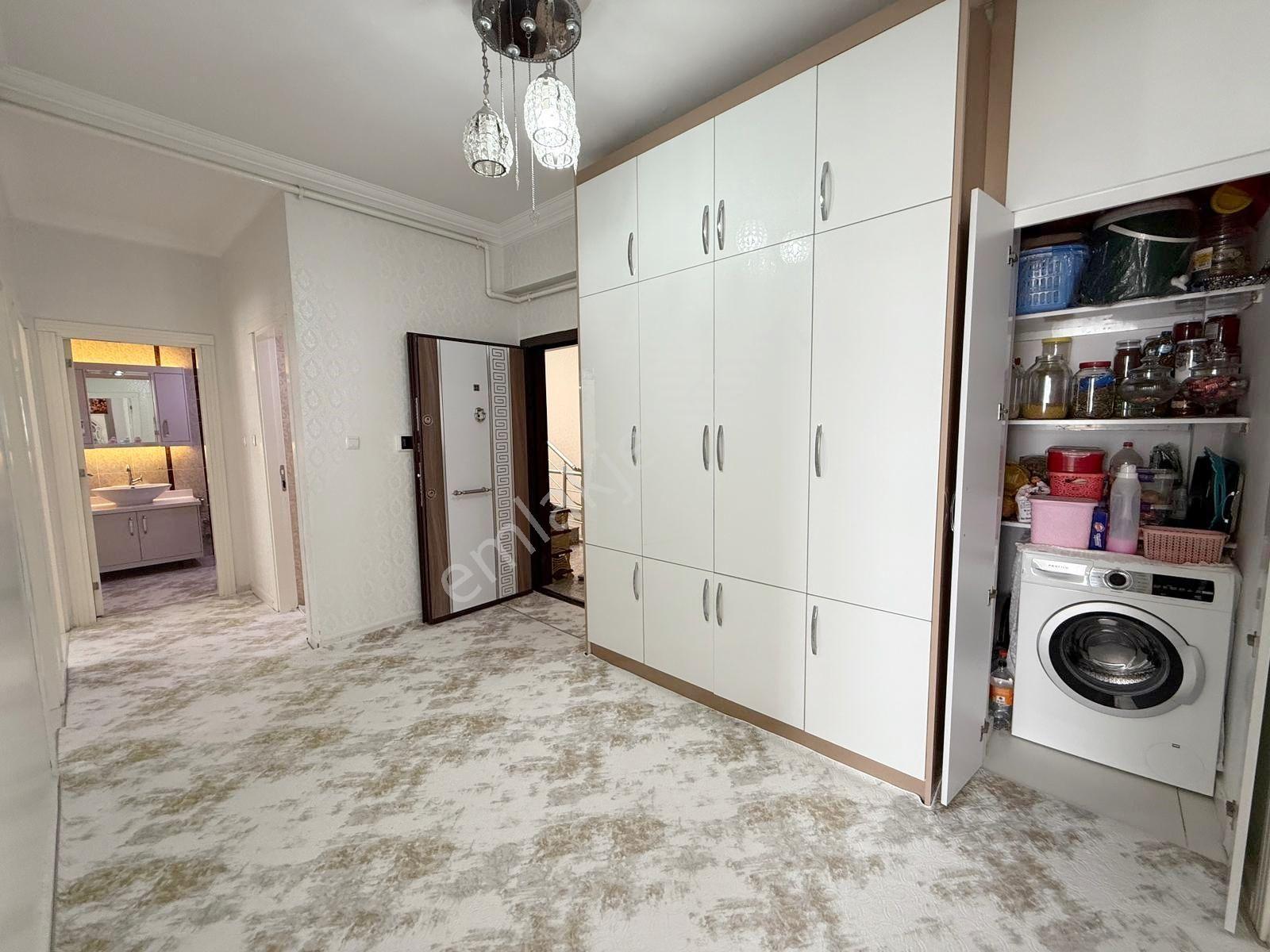 Beykent'te Cam Balkonlu 3+1 Ekstra Dolaplı, Ferah Ve Kullanışlı - Görsel 16