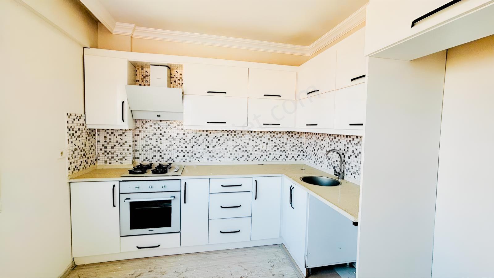 Foça Bağarası Kazım Dirik Mah. Kiralık 2+1 Kapalı Mutfaklı Daire - Görsel 18