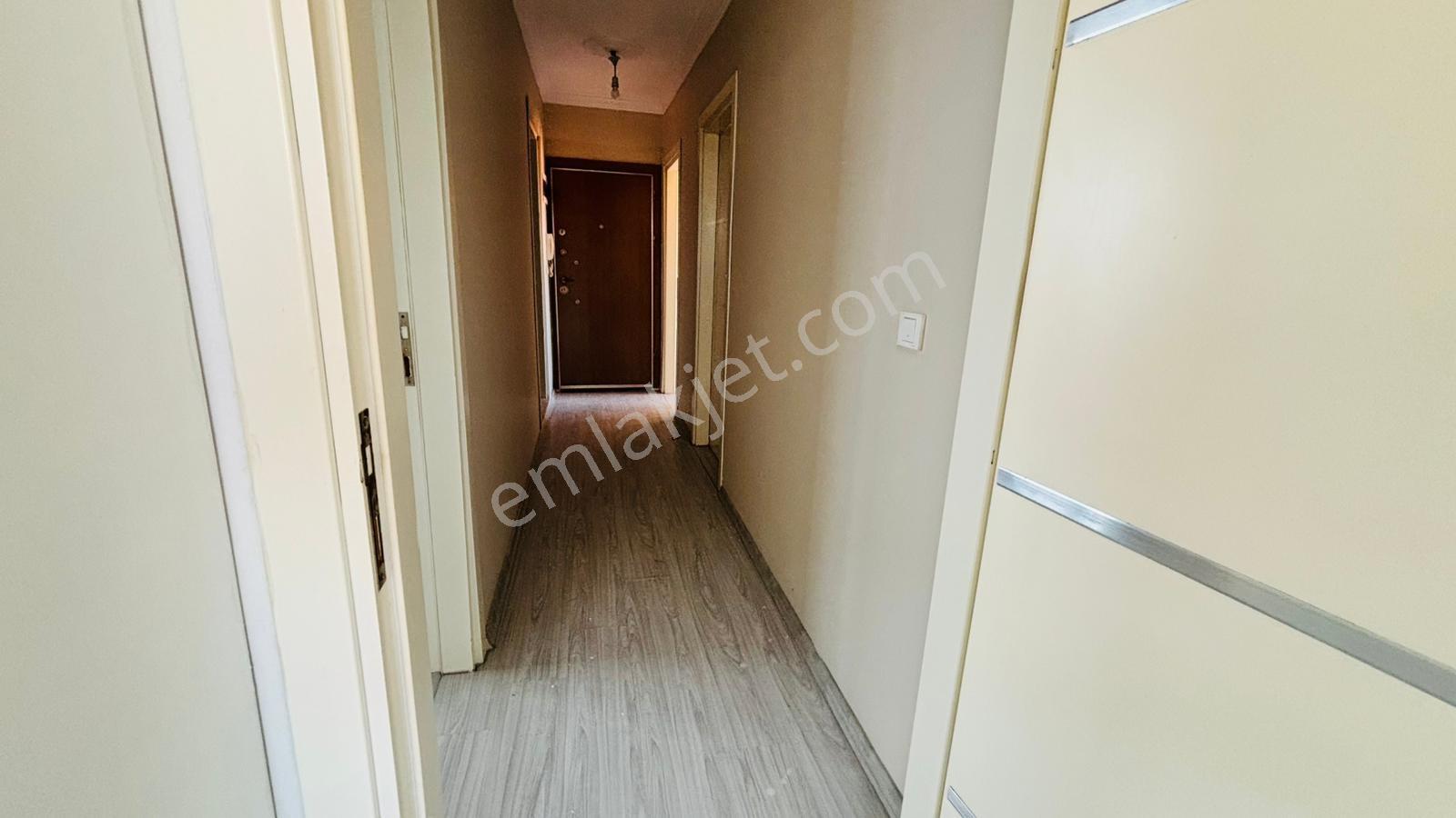Foça Bağarası Kazım Dirik Mah. Kiralık 2+1 Kapalı Mutfaklı Daire - Görsel 14