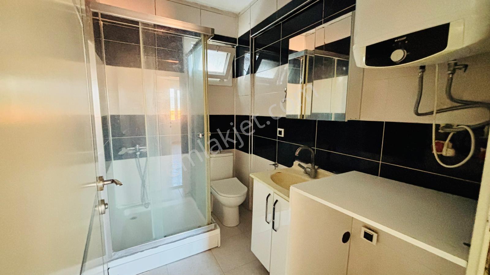Foça Bağarası Kazım Dirik Mah. Kiralık 2+1 Kapalı Mutfaklı Daire - Görsel 26