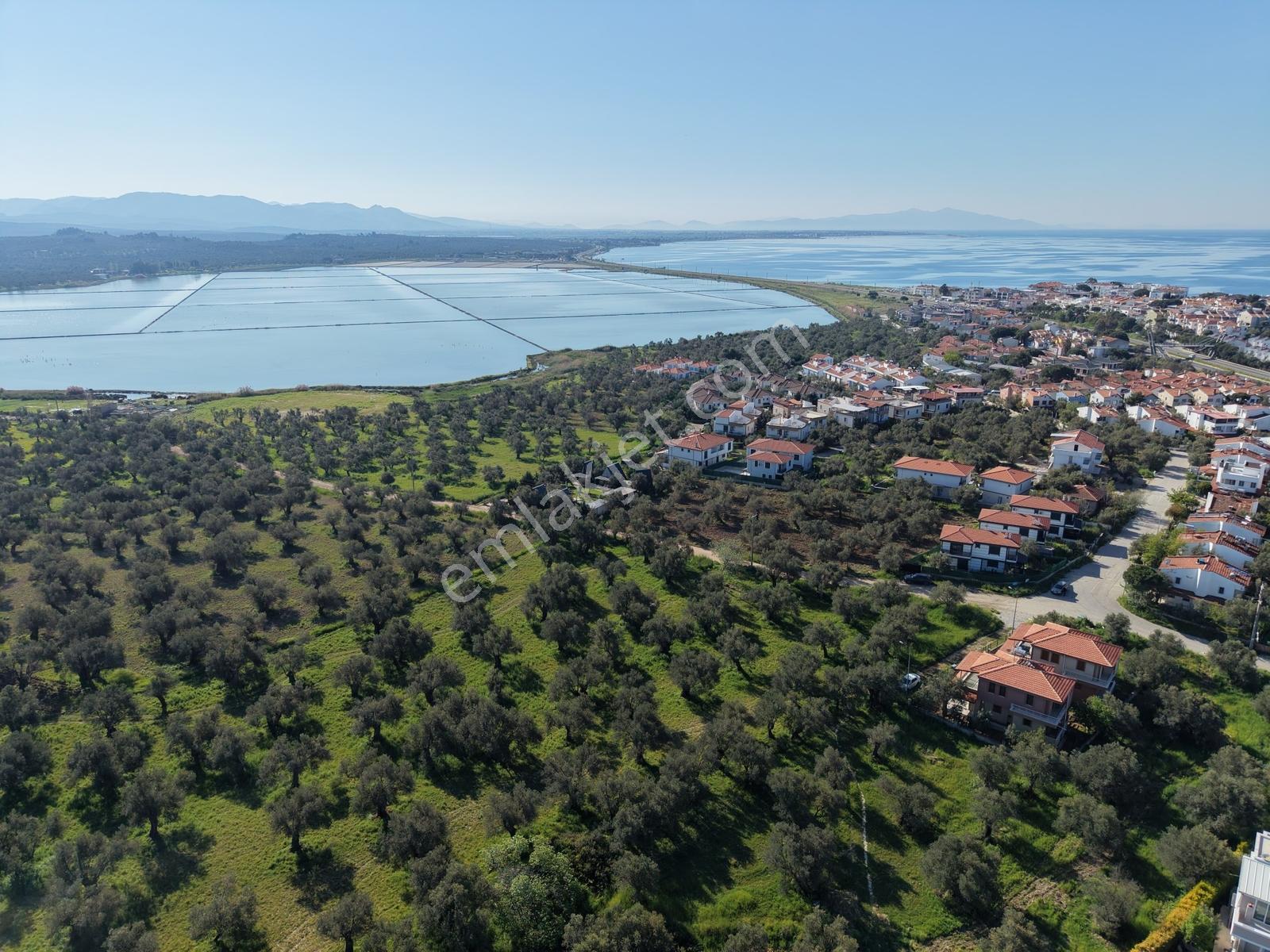 Pera Gayrimenkul'den Ayvalık Sarımsaklı'da Satılık İmarlı Arsa - Görsel 15