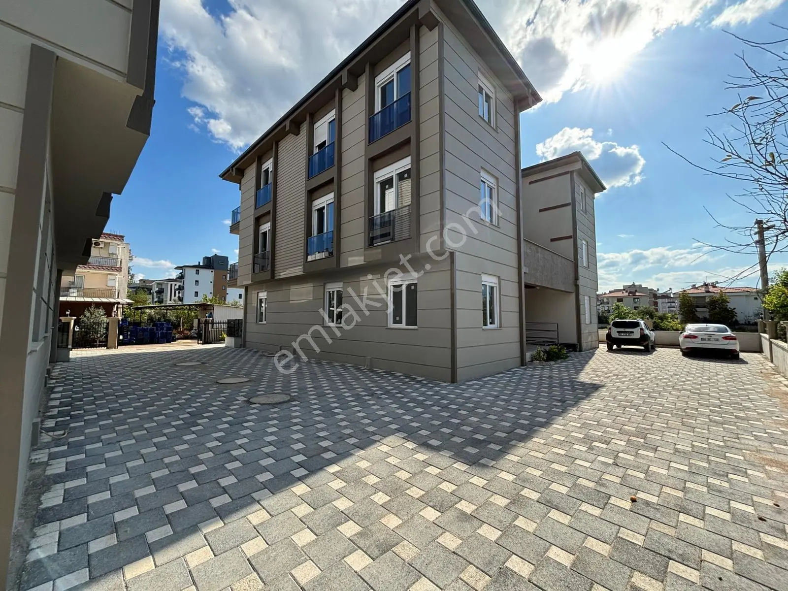 Döşemealtı Merkezde Belediye Karşısı Site İçinde 1+1 Balkonlu Kiralık Daire - Görsel 4