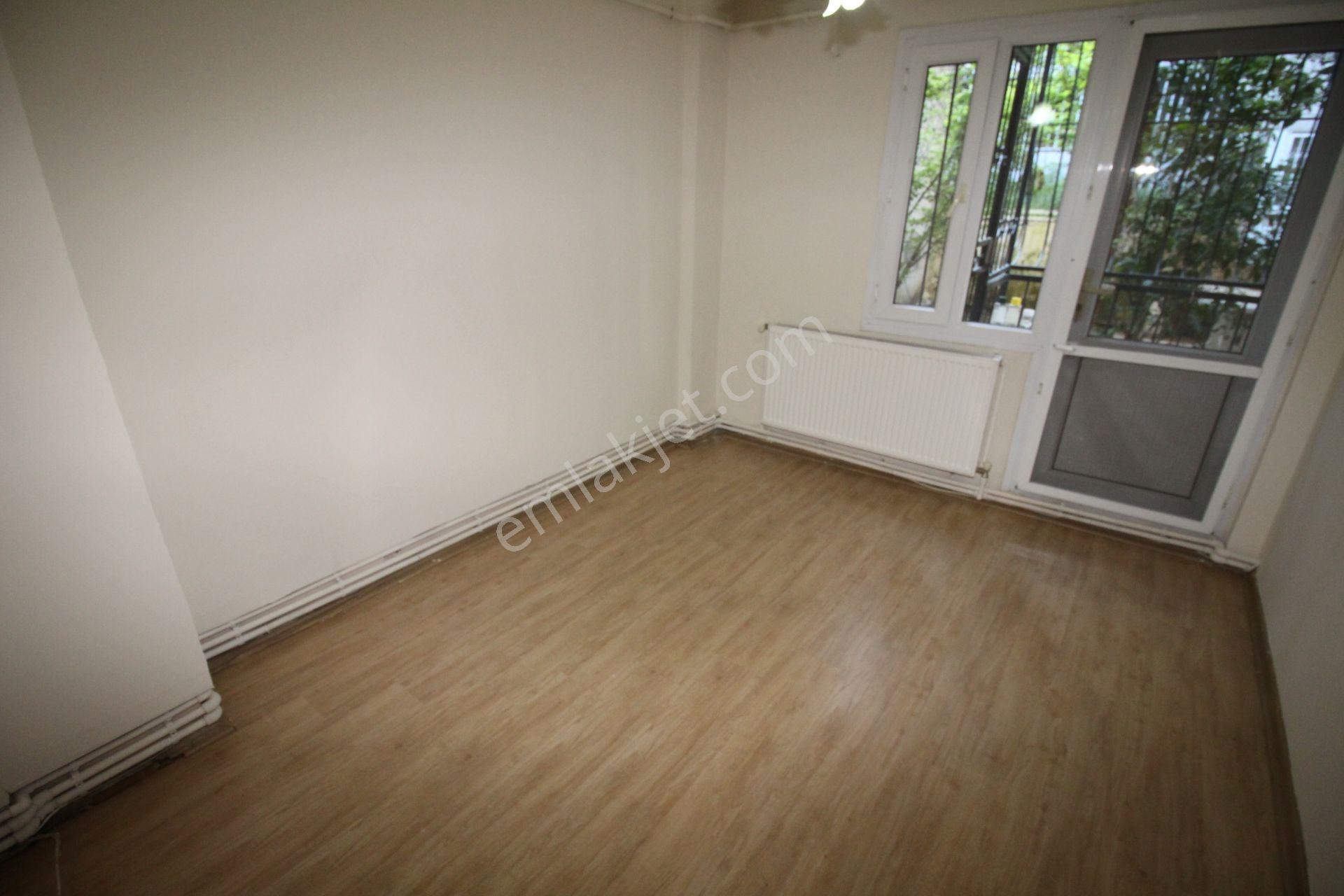 Esenyalıda 3+1 Özel Bahçeli Zemin Üstü 1. Kat Kiralık Daire - Görsel 15