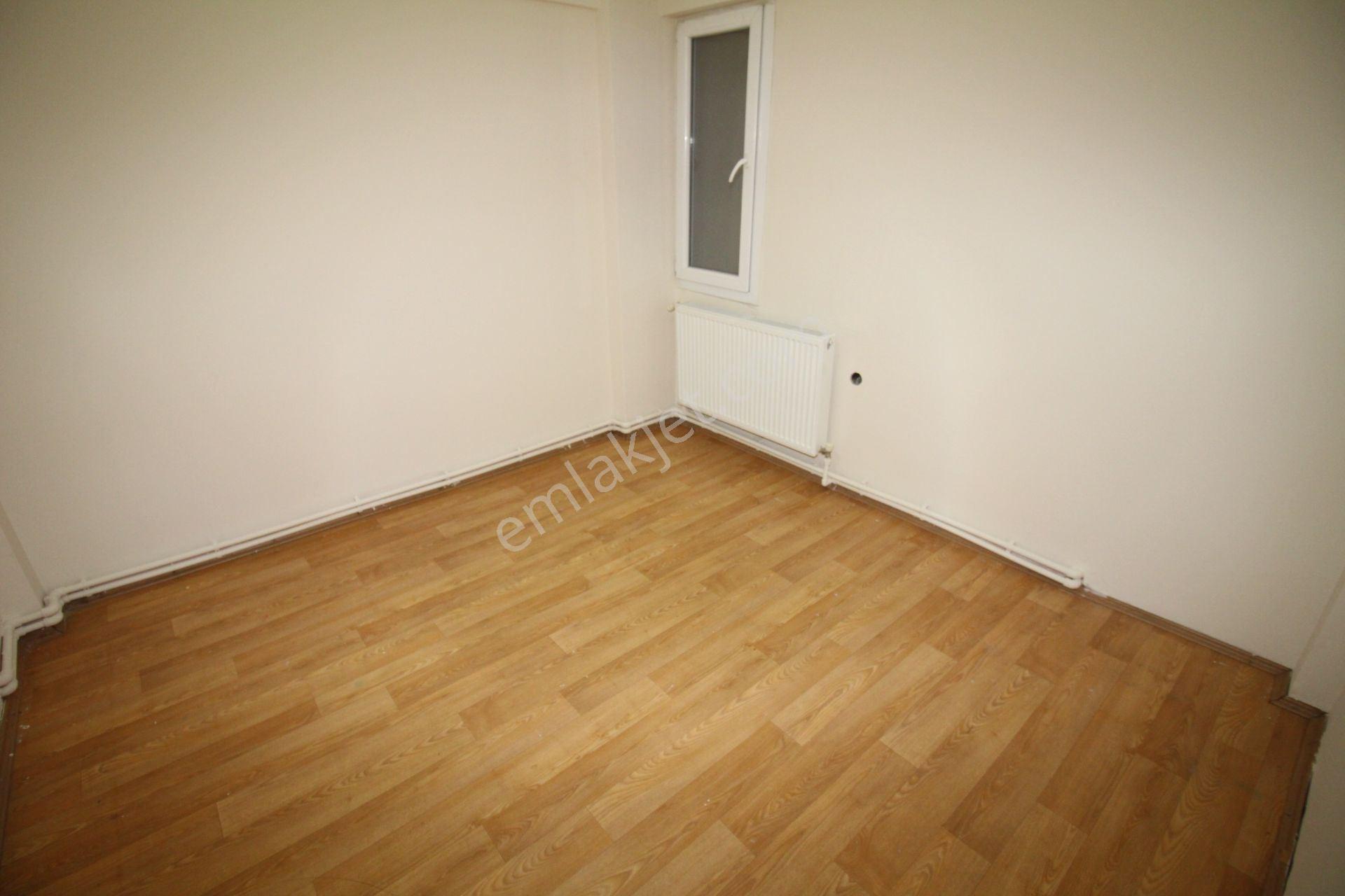 Esenyalıda 3+1 Özel Bahçeli Zemin Üstü 1. Kat Kiralık Daire - Görsel 20