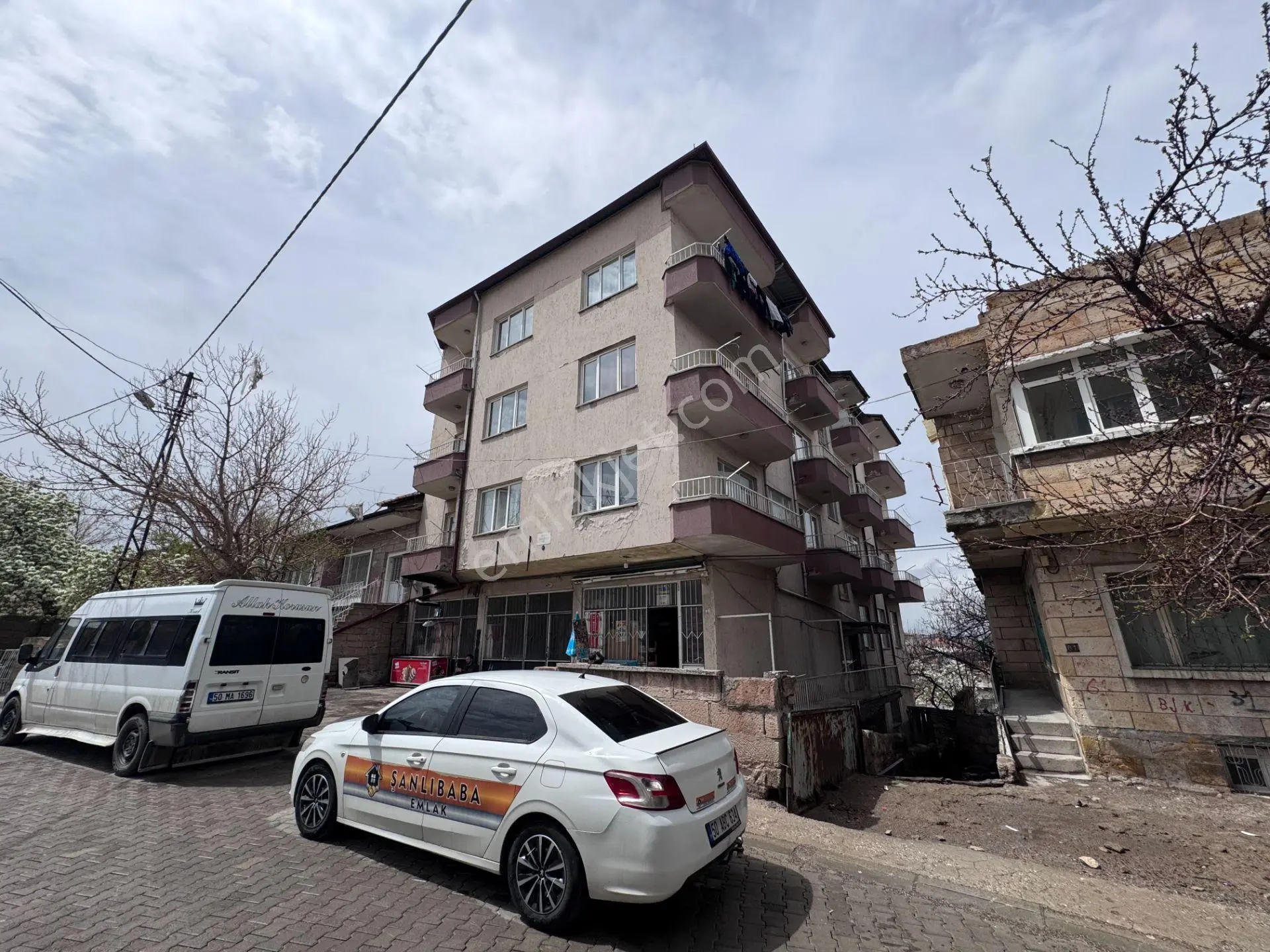 Şanlıbaba Emlaktan İbrahimpaşa Mah.satılık 3+1 Sobalı Daire