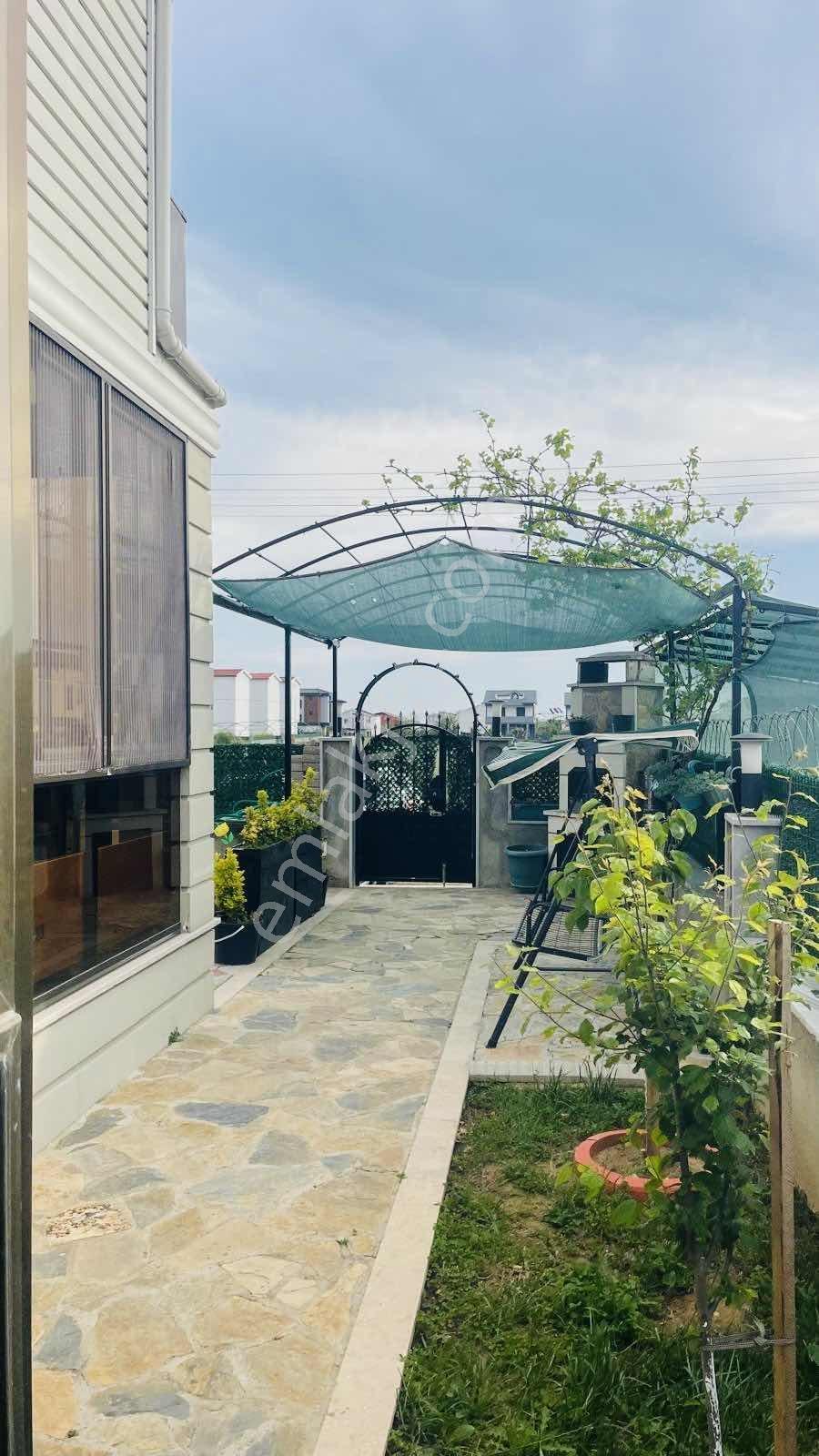 Köşebaşı 310m2 Arsa İçinde Müstakil 5+1 İskanlı Lüx Villa - Görsel 4