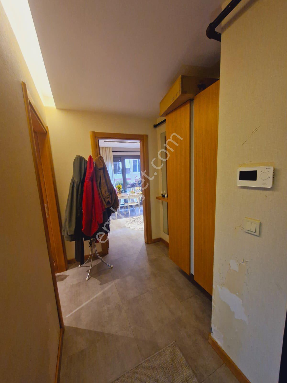 Metro Yakını 6yaşında Bina 3+1 130m2 Lüks Daire - Görsel 32