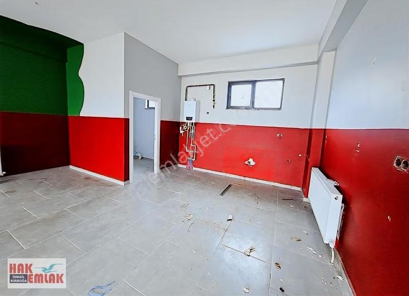 Hak Emlak'tan Akınlar Mah.de Villalar Bölgesinde Kiralık Dükkan - Görsel 11