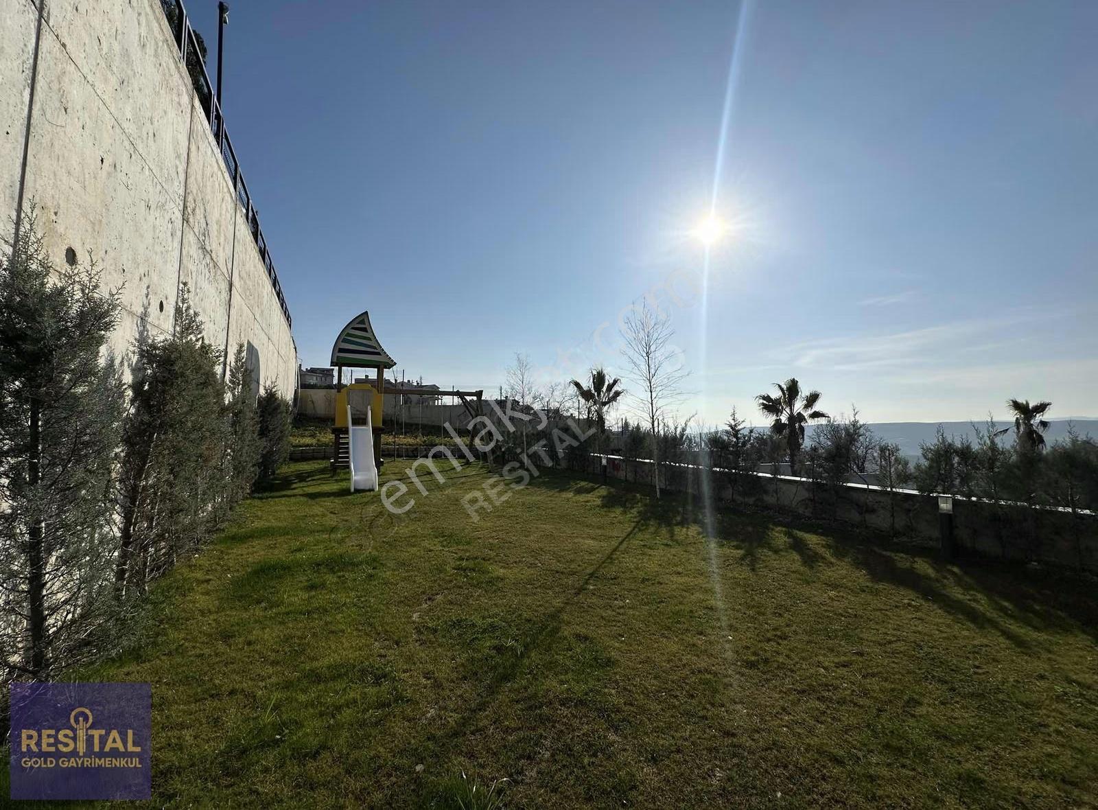 Dalgıç 8 Sitesinde Büyük Bahçeli , Önü Açık Satılık Villa - Görsel 22