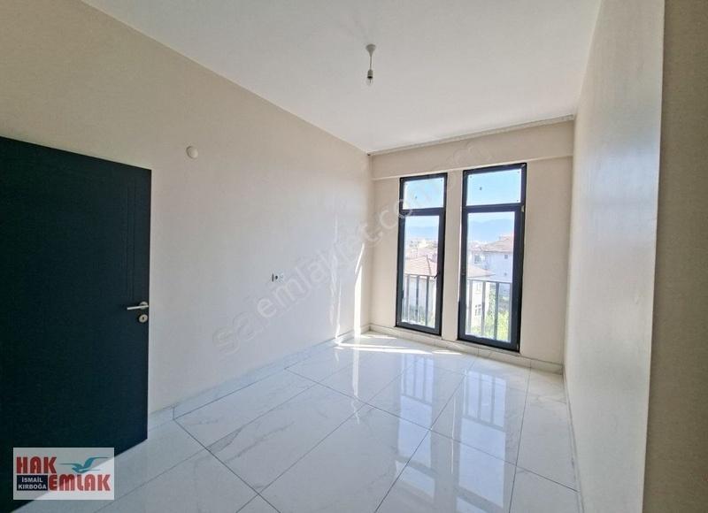 Hak Emlak'tan Uzunmustafa Mahallesinde Kiralık 2+1 Daire - Görsel 3