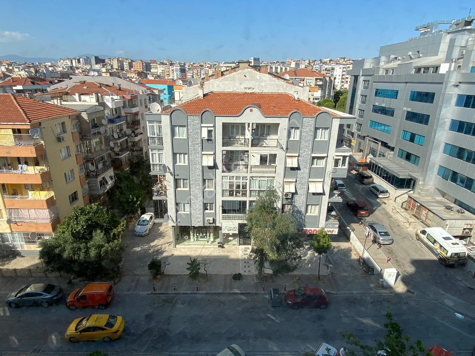 Halide Edip Adıvar Caddesinde Egepol Yakını Bakımlı Asansörlü - Görsel 19