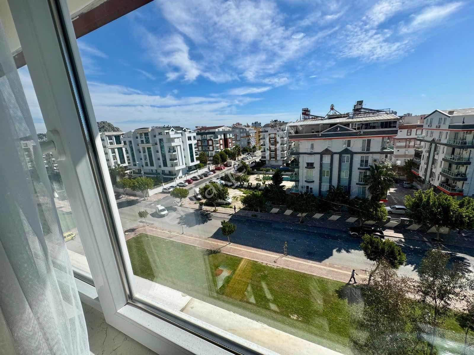 Poınt Invest'ten Ultra Lüx 4+1 Gren Garden Kapalı Otopark Ru/eng - Görsel 9
