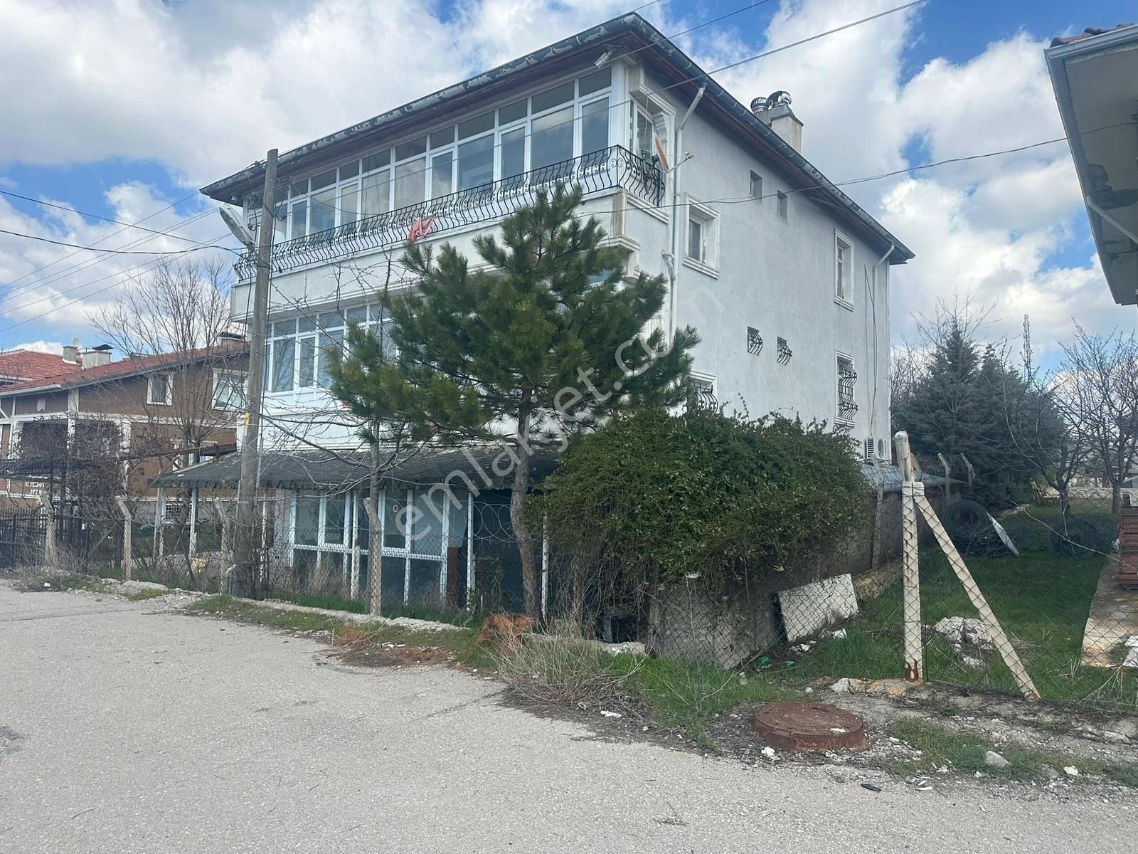 Ayaş Başayaş'ta Satılık 3 Katlı Ev Ve Arsası - Görsel 20