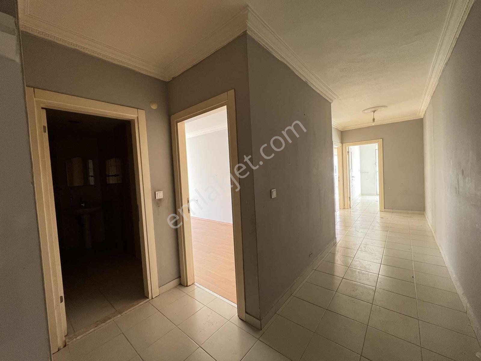 Ahatlı Ana Cadde Üzeri Kiralık 2+1 Ayrı Mutfaklı Daire - Görsel 18