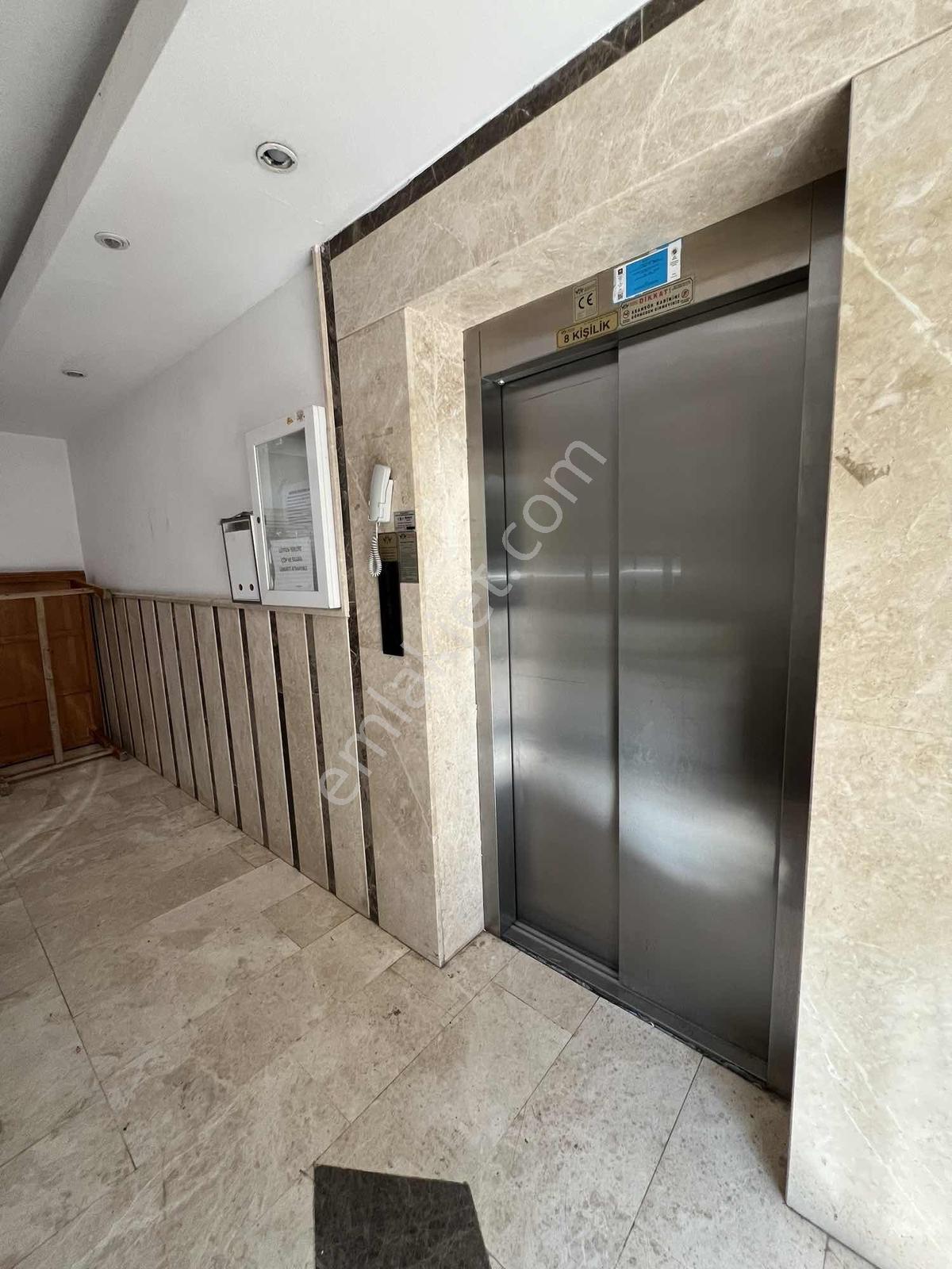 Ahatlı Ana Cadde Üzeri Kiralık 2+1 Ayrı Mutfaklı Daire - Görsel 14