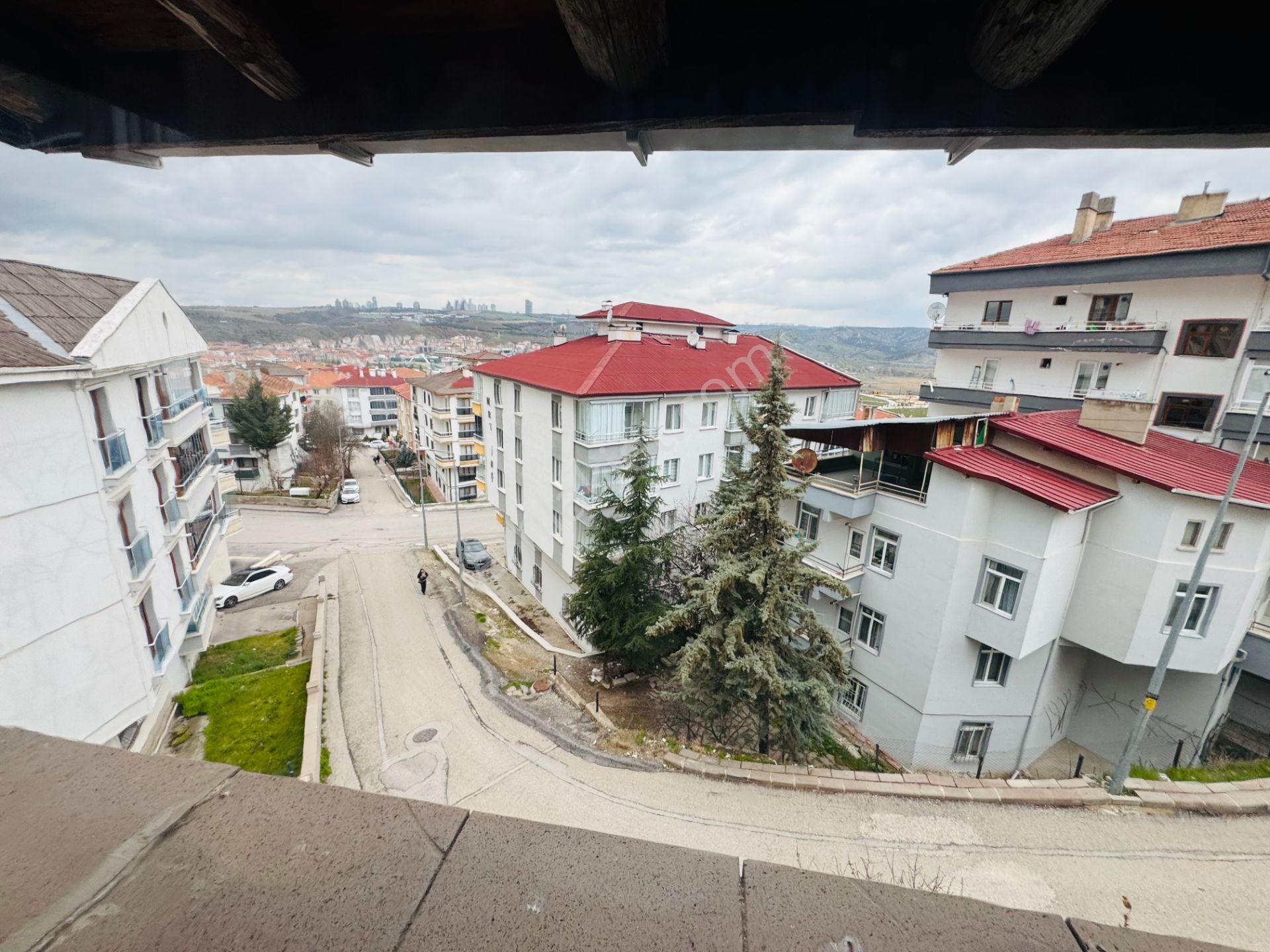 Şafakda Arsa Payı Büyük - 200m2 İskanlı Dubleks Satılık Daire - Görsel 14