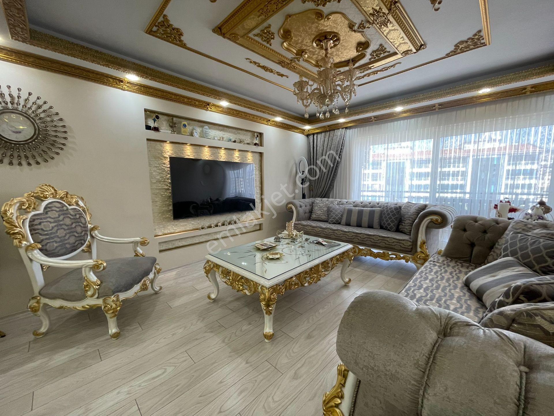 İzmir Güneşli Mahallesi Yağheneler Meydanında Geniş Daire! - Görsel 10