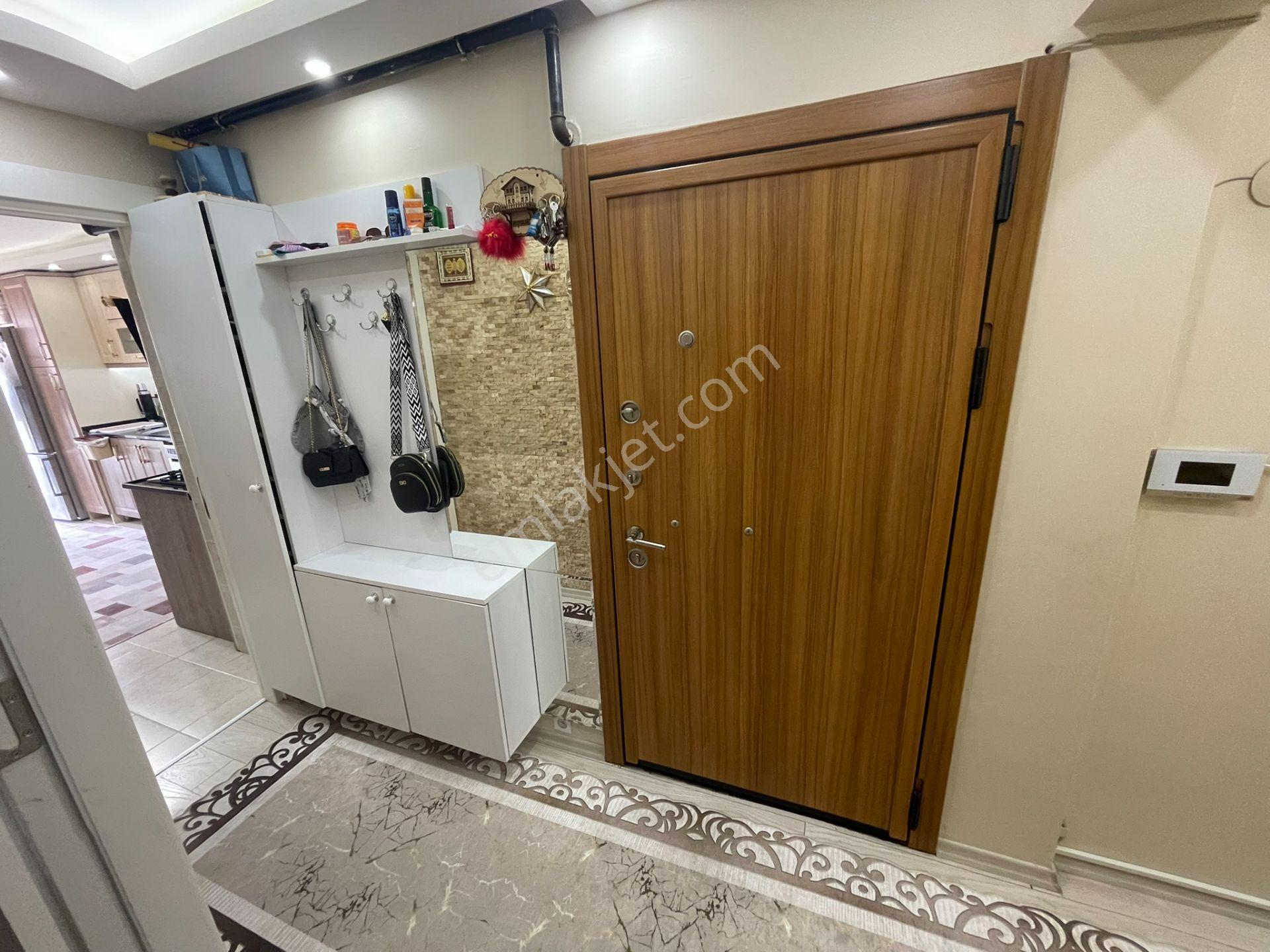 İzmir Güneşli Mahallesi Yağheneler Meydanında Geniş Daire! - Görsel 31