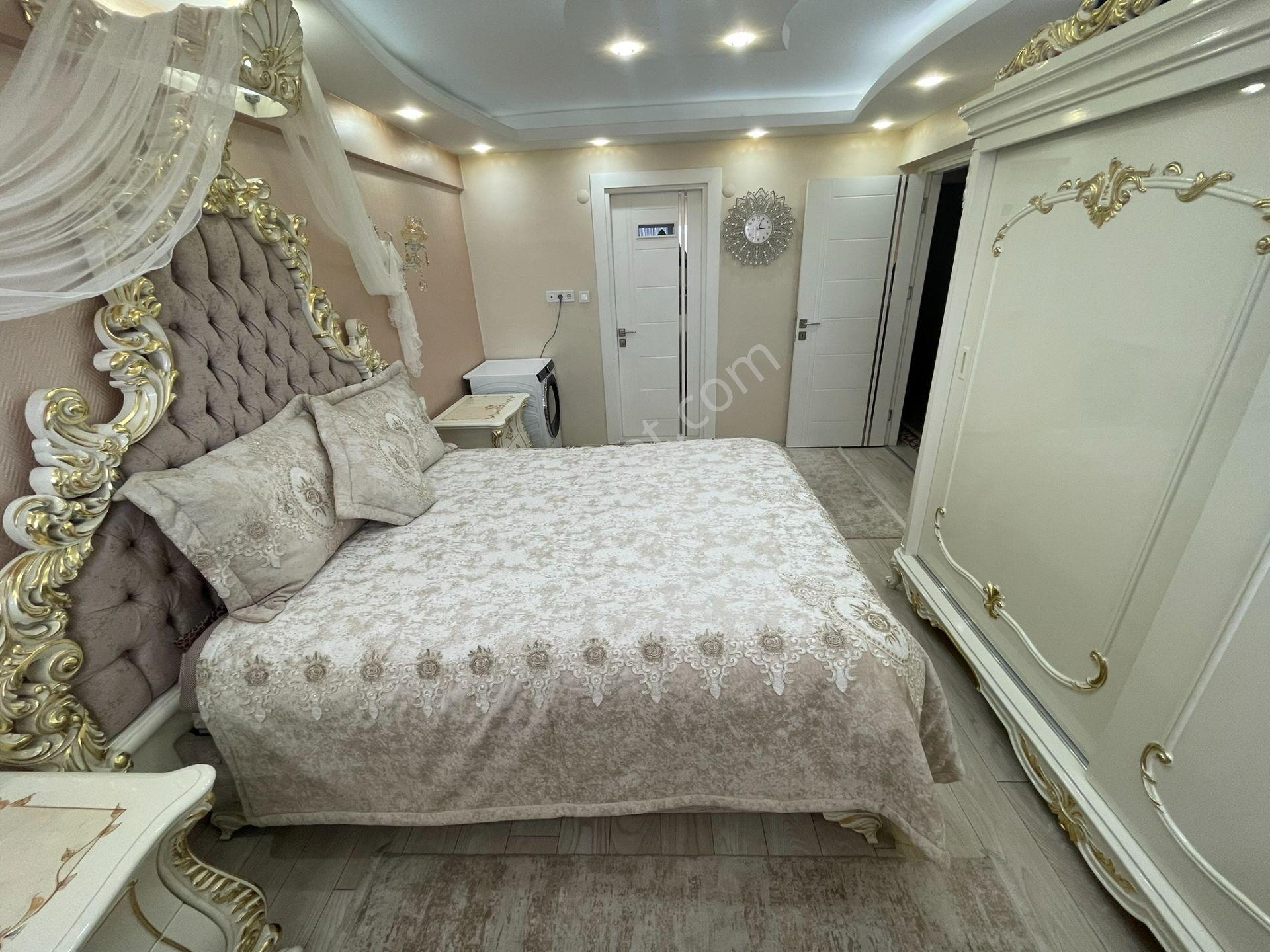 İzmir Güneşli Mahallesi Yağheneler Meydanında Geniş Daire! - Görsel 30