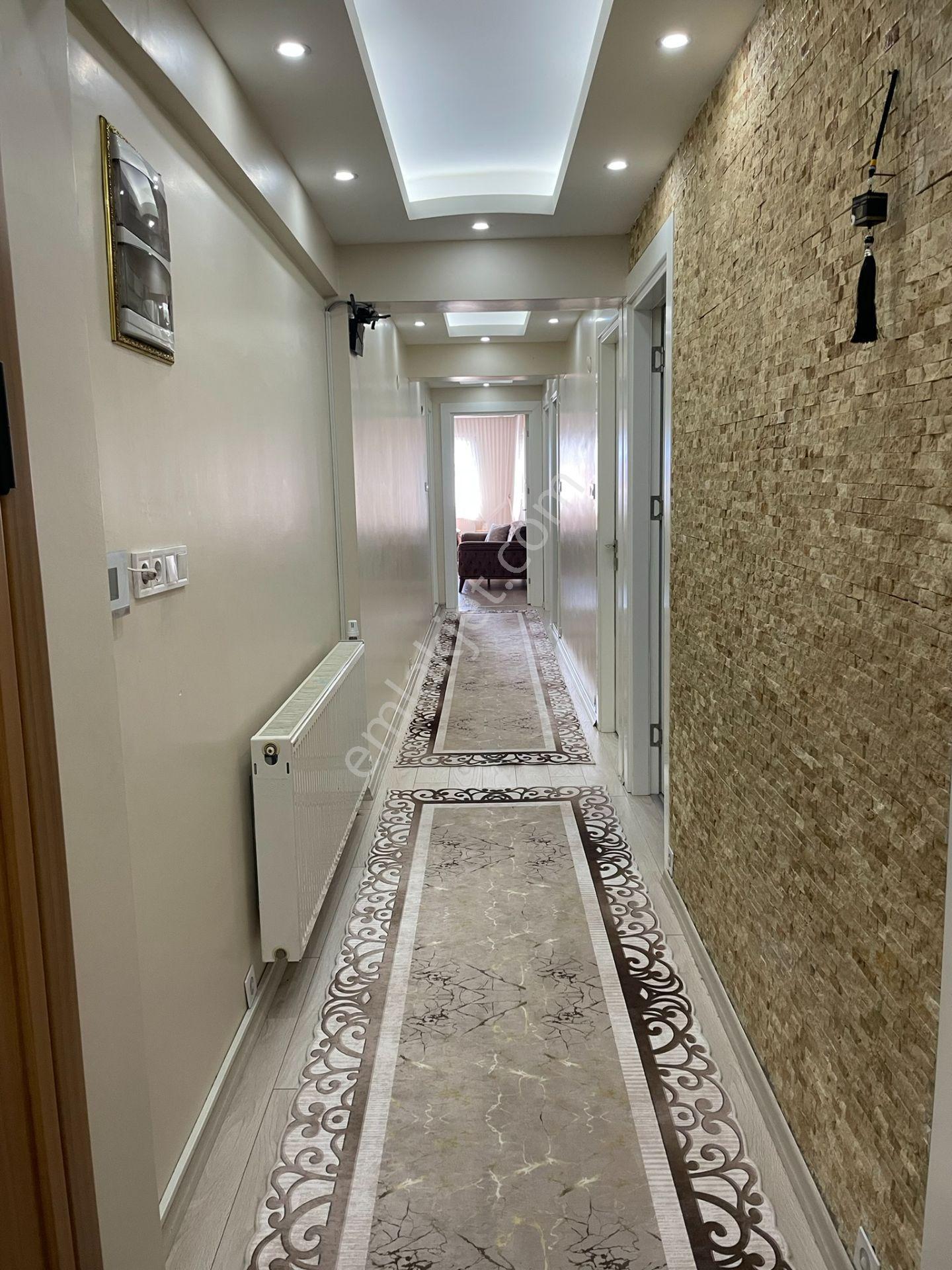 İzmir Güneşli Mahallesi Yağheneler Meydanında Geniş Daire! - Görsel 20