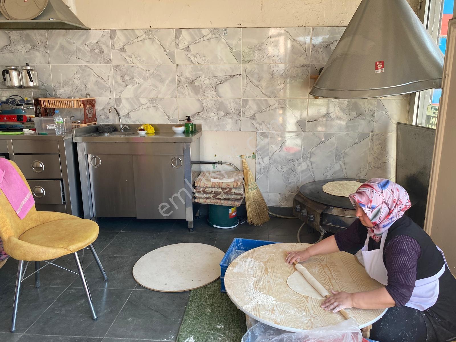 İsa Kavak Gayrimenkul'den Selçuklu Nişantaşın'da Devren Satılık Dükkan - Görsel 2