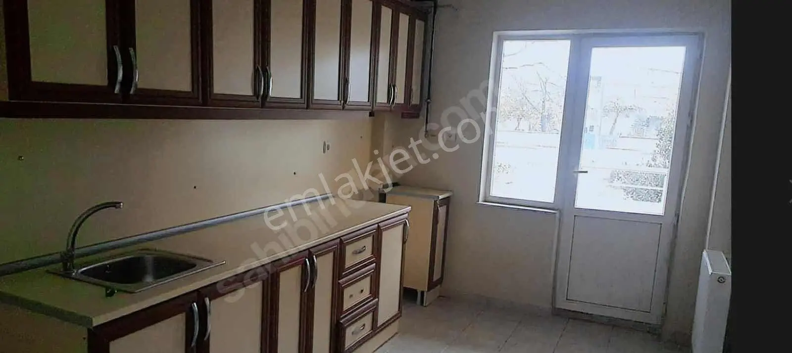 Ergene Sağlık Mahalledinde 2+1 Satılık Fırsat Daire