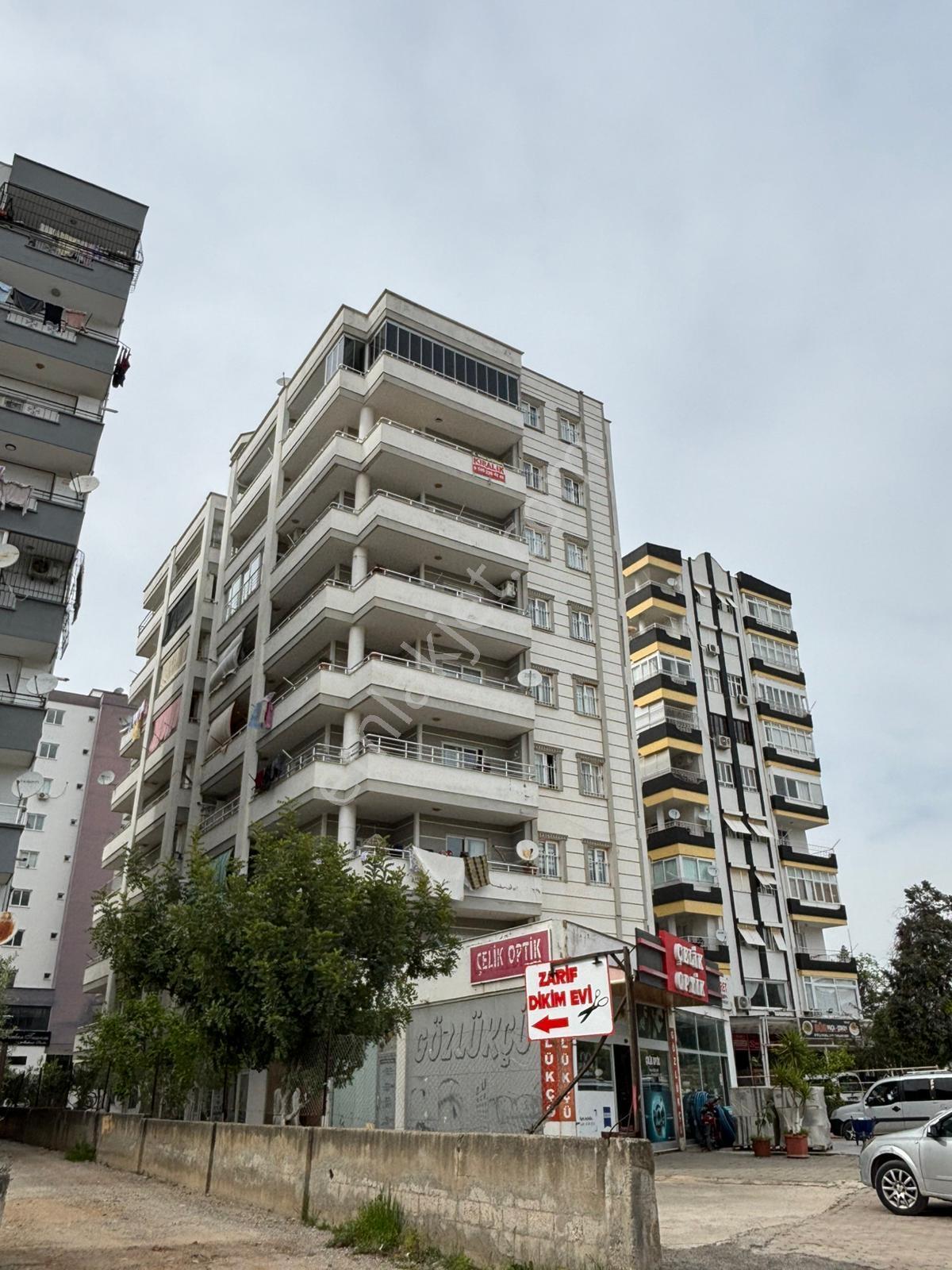 Kozan Gayrimenkulden Hastane Kavşağında 3+1 Daire