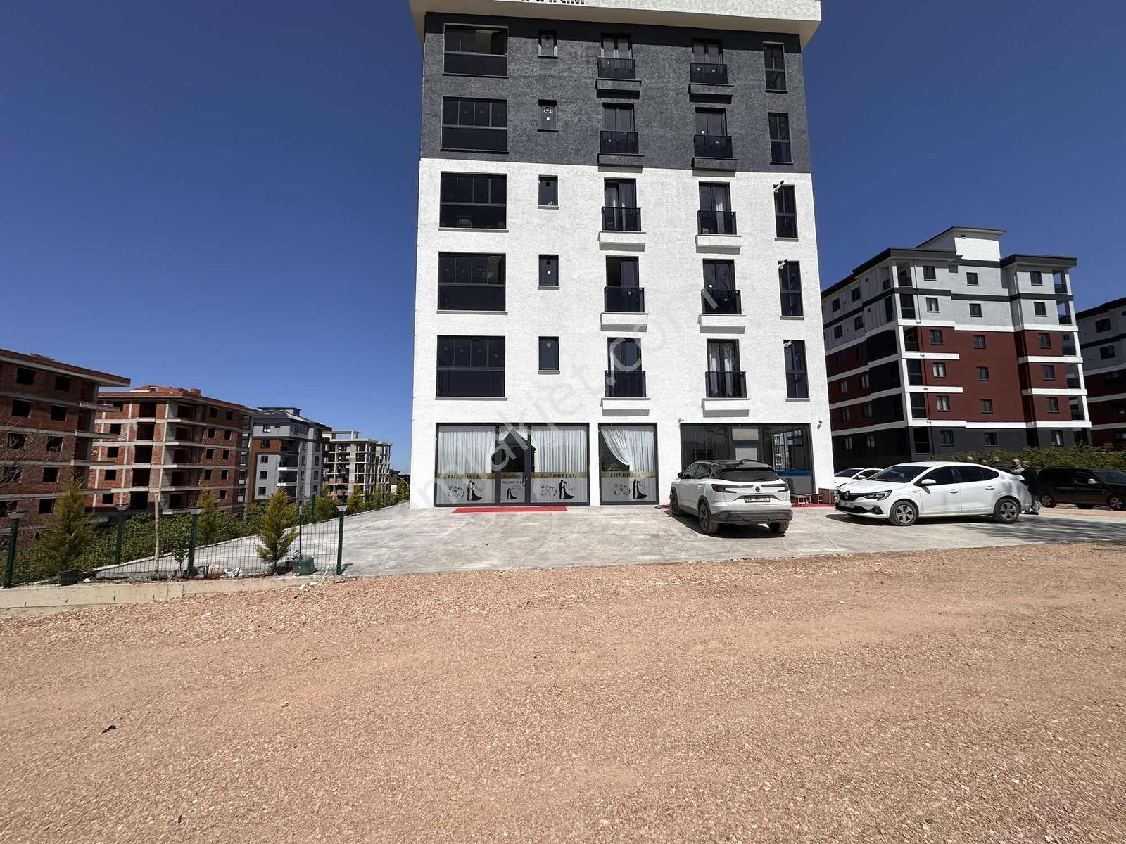 Paltun Group Gayrimenkulden 3+1 135 M2 4.kat Full Manzaralı - Görsel 2