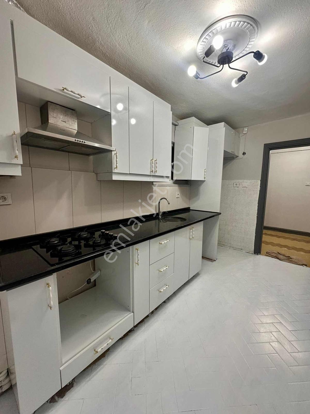 Şeyhsinan Kiralık Daire | Merkezi Konum'da 3+1 Kiralık - Görsel 23