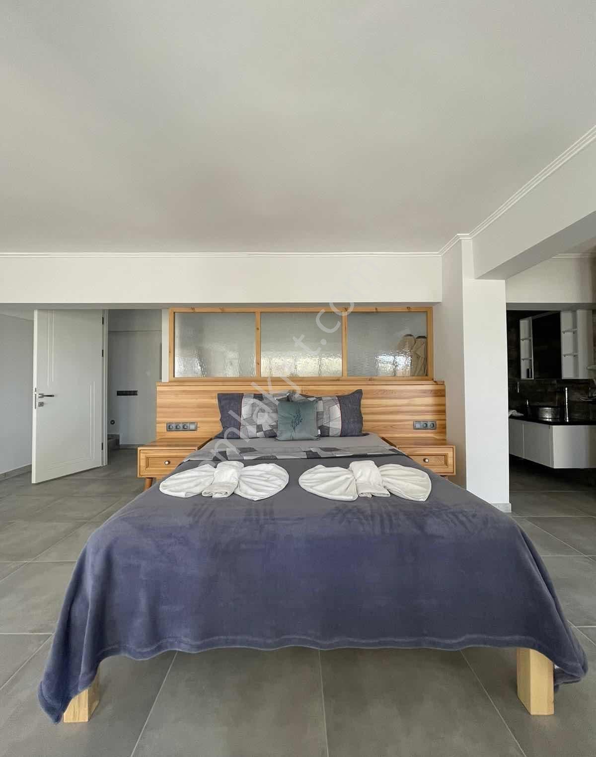Hisarönünde Uzun Dönem Kiralık Deniz Manzaralı Saunalı Villa - Görsel 7