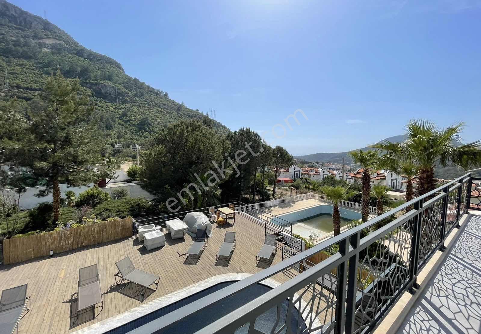 Hisarönünde Uzun Dönem Kiralık Deniz Manzaralı Saunalı Villa - Görsel 15
